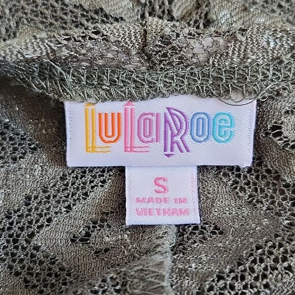 Lularoe NWT olive green lace Lindsay short sleeve open front cardigan shawl S - Picture 4 of 8